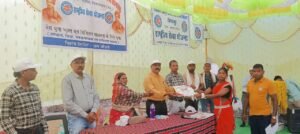 औढ़ारी में आयोजित राष्ट्रीय सेवा योजना (NSS) के सात दिवसीय विशेष शिविर के समापन कार्यक्रम में छात्र-छात्राएं सांस्कृतिक प्रस्तुति देते हुए, साथ ही स्वच्छता अभियान और जनसेवा गतिविधियों में भाग लेते हुए नजर आ रहे हैं।